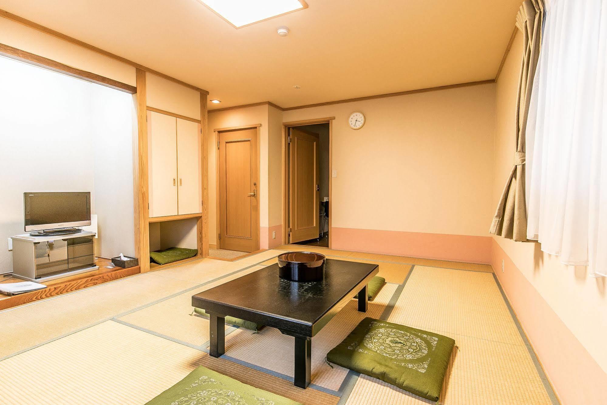 Petit Hotel Enchante Hakuba Luaran gambar
